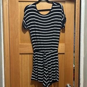 New Zenana Romper
Size small